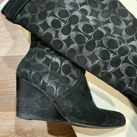 Coach Angie Y2K suede boots - Picture 3 of 7